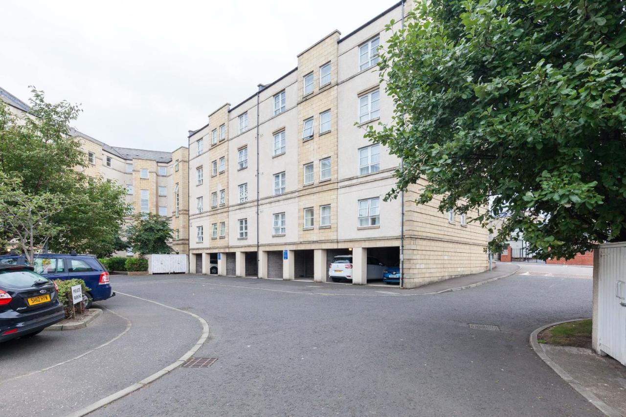 Annandale Street Quiet Central Family Apartment With Parking Edinburgh Bagian luar foto